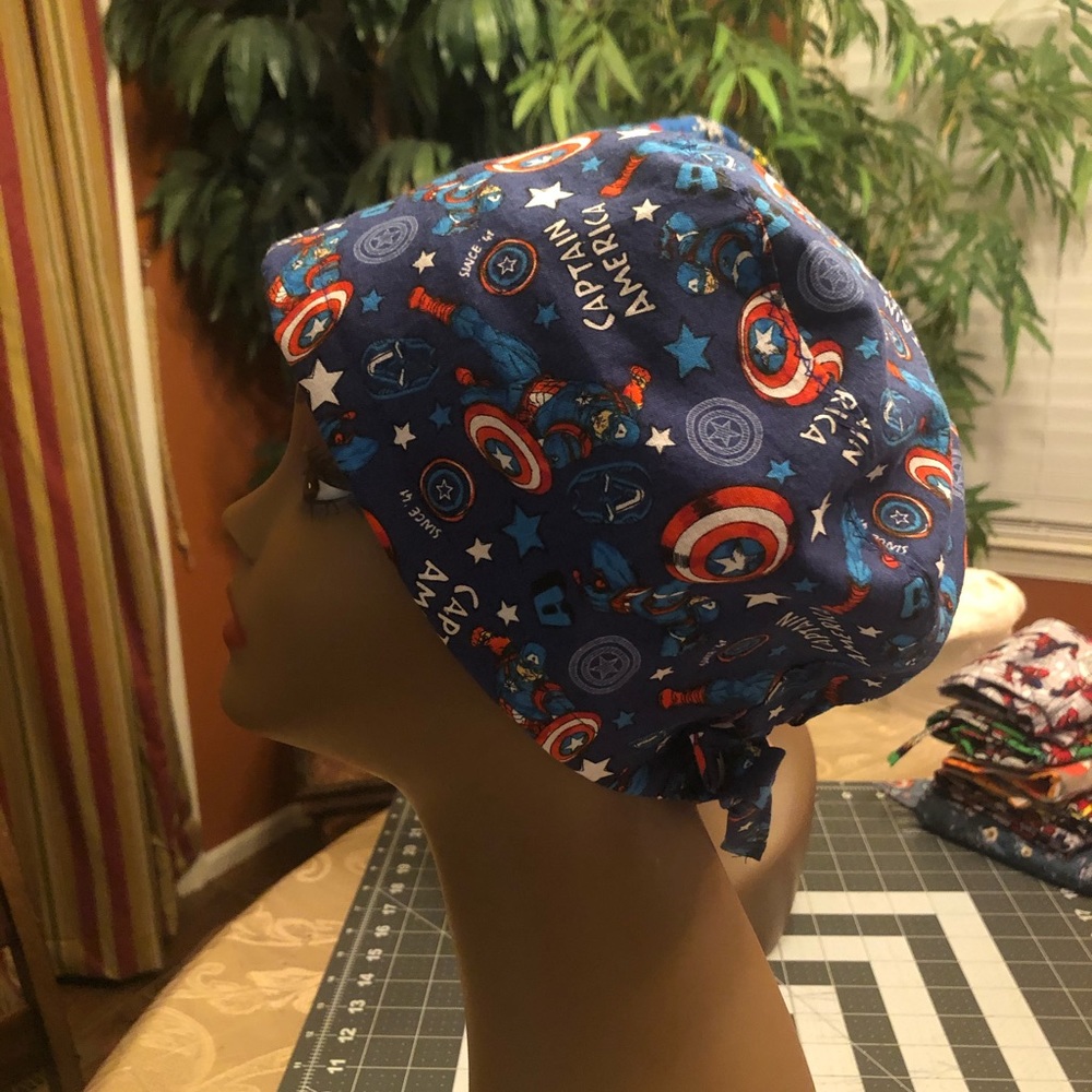 Surgical cap/scrub cap